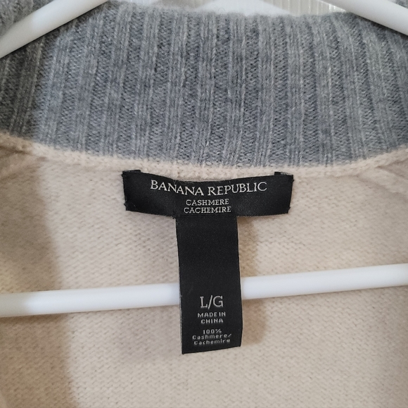 Banana Republic Beige Cashmere Sweater, Large - Picture 2 of 4